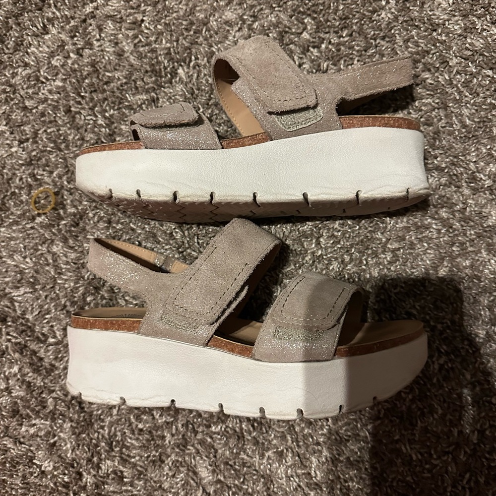 OTBT Women's Sandals - Glittering Silver - Picture 4 of 14